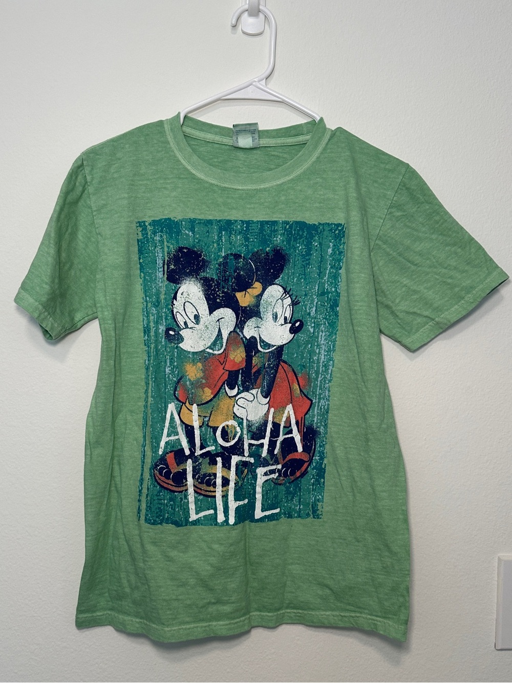 AULANI • Mickey & Minnie Aloha Life Shirt